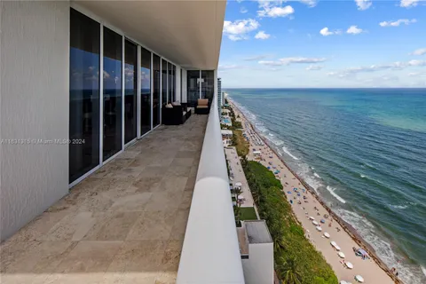 1830 S Ocean Dr # 2202, Hallandale Beach FL 33009