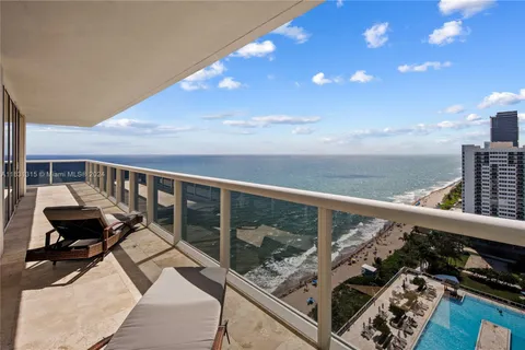 1830 S Ocean Dr # 2202, Hallandale Beach FL 33009