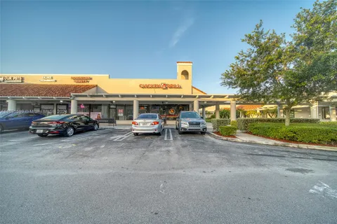 Natural Chicken Grill Business Sale of Franchise or Assets, Miami FL 33183