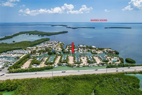 100 Morris Ln, D-6, Key Largo FL 33037