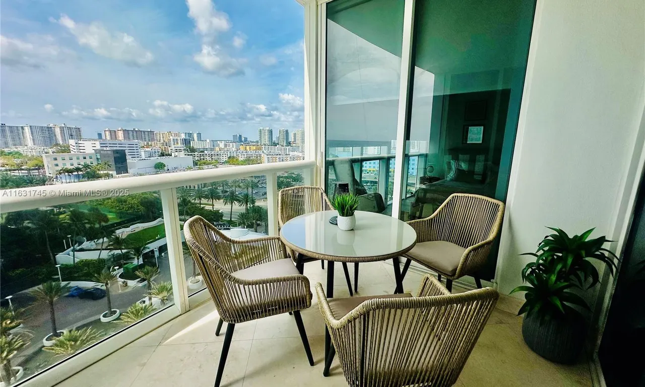 18201 Collins Ave # 1207, Sunny Isles Beach FL 33160