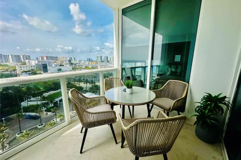 18201 Collins Ave # 1207, Sunny Isles Beach FL 33160