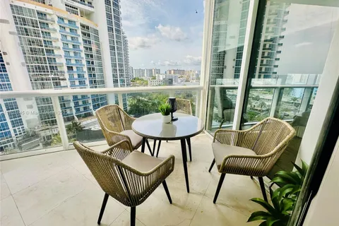 18201 Collins Ave # 1207, Sunny Isles Beach FL 33160