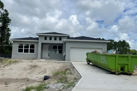 683 Flynn Rd SE, Palm Bay FL 32909