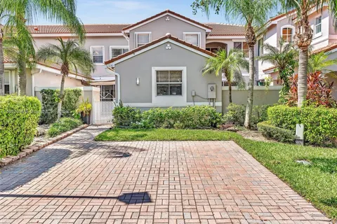 1130 Butternut Ln # 1130, Hollywood FL 33019