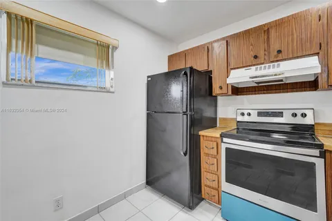 7541 NW 16th St # 1310, Plantation FL 33313