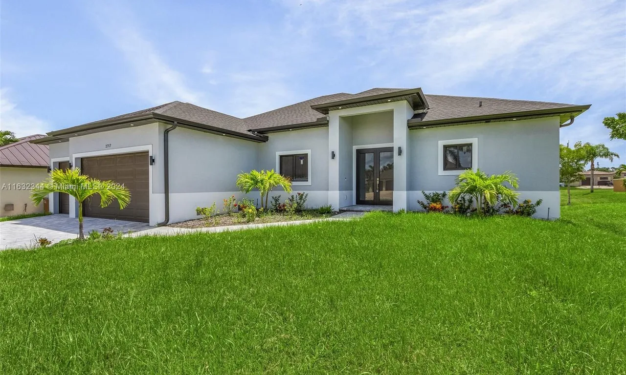 2717 NW 42ND AVE, Cape Coral FL 33993