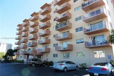 2200 E Hallandale Beach Blvd # 108, Hallandale Beach FL 33009