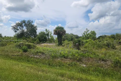 17823 NW 286 st, Other City - In The State Of Florida FL 34972