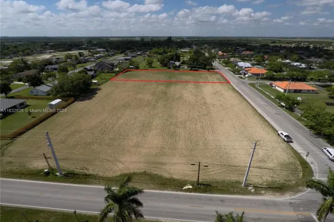 32010 SW 202 Ave, Homestead FL 33030