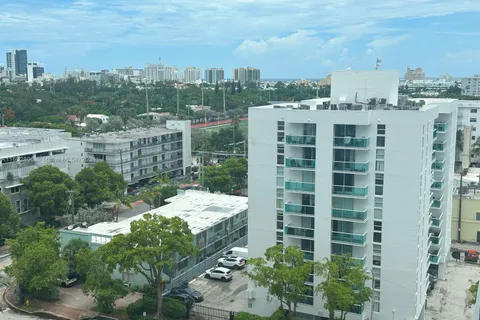 1000 West # 1005, Miami Beach FL 33139