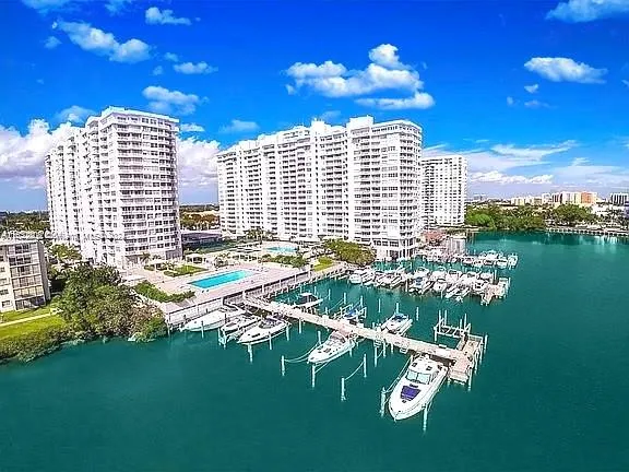 18081 Biscayne Blvd # 505N, Aventura FL 33160