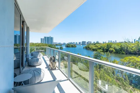 16385 Biscayne Blvd # 315, North Miami Beach FL 33160