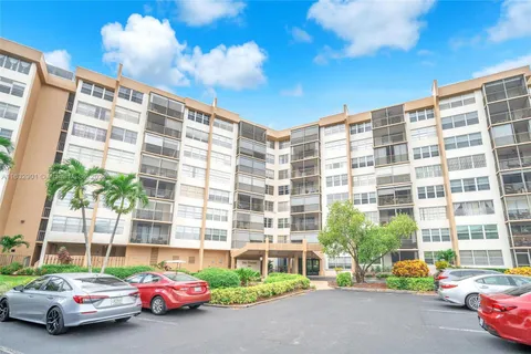 900 Saint Charles Pl # 510, Pembroke Pines FL 33026