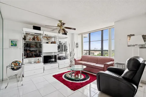 600 Three Islands Blvd # 602, Hallandale Beach FL 33009