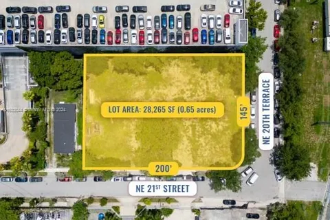 100-118 NE 21st St, Miami FL 33137