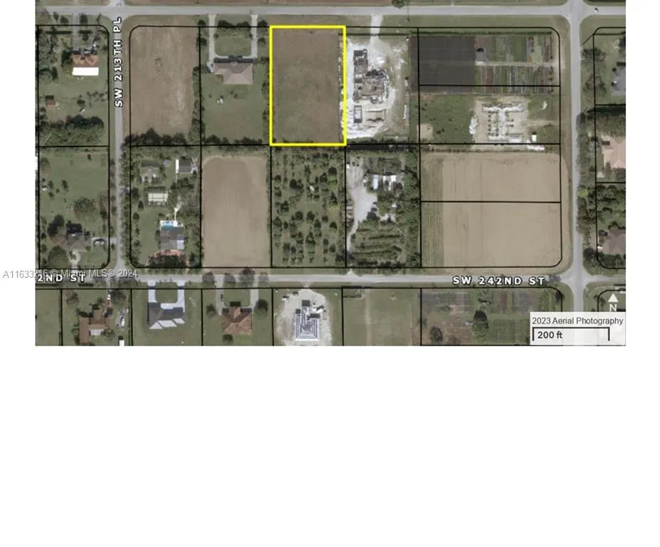 21340 SW 240 st, Homestead FL 33031