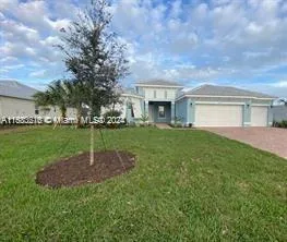 2547 Saint Lucia Cir, Vero Beach FL 32967