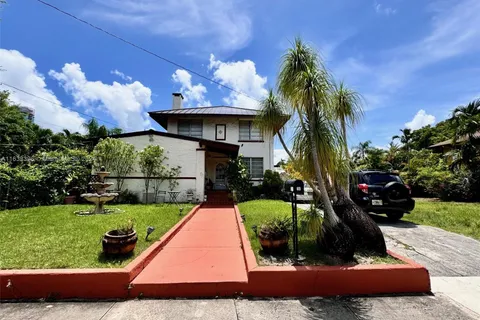 36 SW 20th Rd, Miami FL 33129