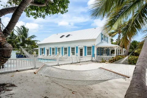 109 Columbus DR, Islamorada FL 33036