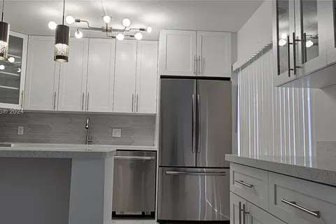 3310 S Meridian way # B, Palm Beach Gardens FL 33410