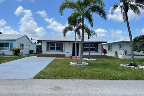 6808 NW 76th St, Tamarac FL 33321