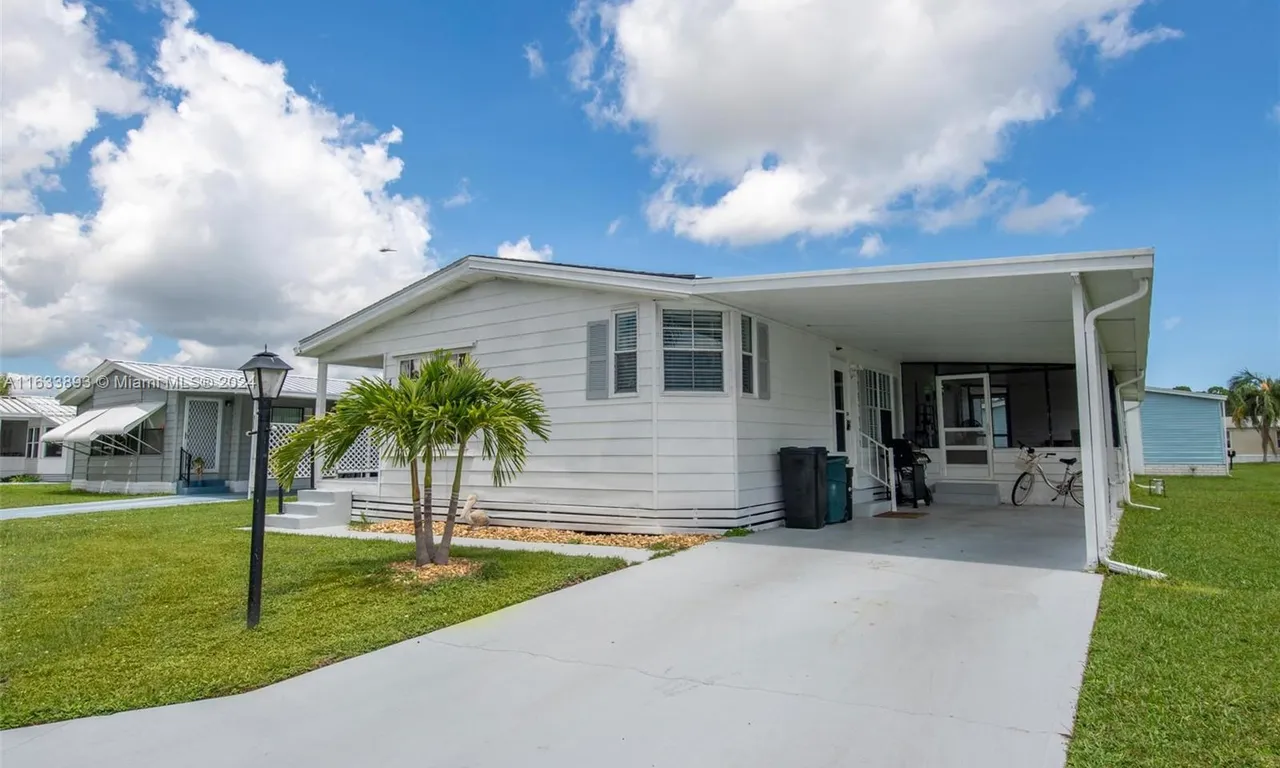 4719 SE Bywood Terrace, Stuart FL 34997