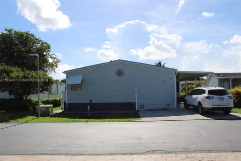 35303 SW Sw 180th ave unit 395, Homestead FL 33034