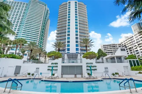 3535 S Ocean Dr # 802, Hollywood FL 33019