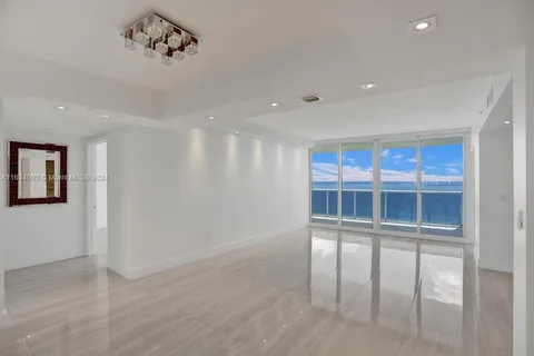 19111 Collins Ave # 1705, Sunny Isles Beach FL 33160