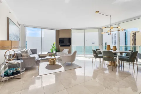 150 Sunny Isles Blvd, Sunny Isles Beach FL 33160