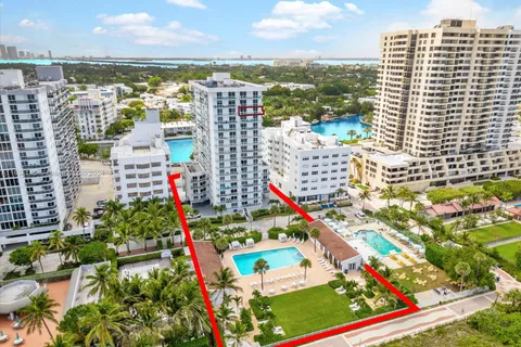 2457 Collins Ave # 1603, Miami Beach FL 33140