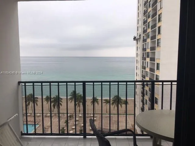 2401 S Ocean Dr # 1203, Hollywood FL 33019