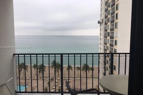 2401 S Ocean Dr # 1203, Hollywood FL 33019