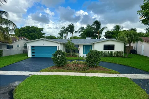 4919 Mckinley St, Hollywood FL 33021