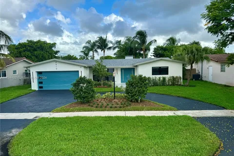 4919 Mckinley St, Hollywood FL 33021