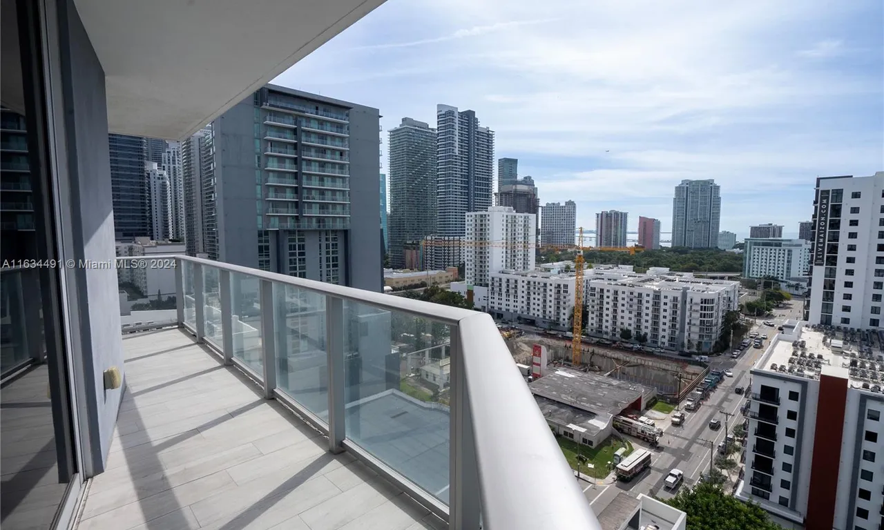 1010 SW 2nd Ave # 2003, Miami FL 33130