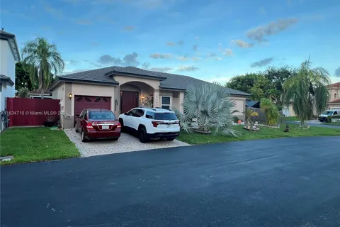 21483 SW 91st Ave, Cutler Bay FL 33189