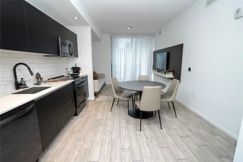 398 NE 5th St # 1617, Miami FL 33132