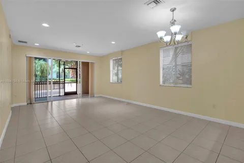 2901 NW 126th Ave # 224, Sunrise FL 33323