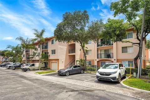 2021 SE 10th Ave # 205, Fort Lauderdale FL 33316