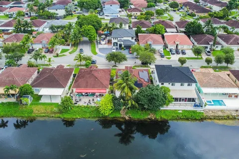 22592 SW 103rd Ct, Cutler Bay FL 33190