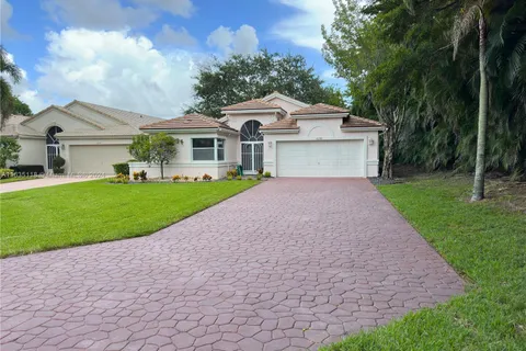 6282 E Coral Reef Ter, Boynton Beach FL 33437