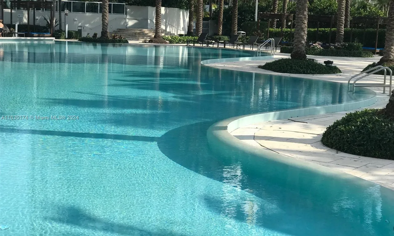 1500 Bay Rd # 522S, Miami Beach FL 33139