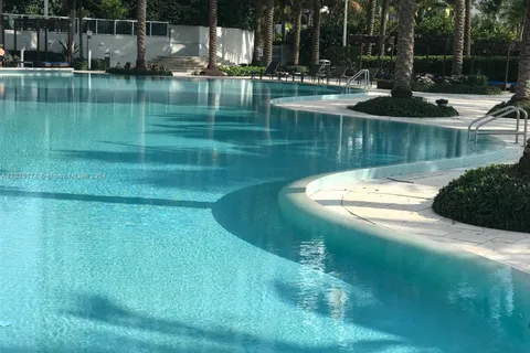 1500 Bay Rd # 522S, Miami Beach FL 33139