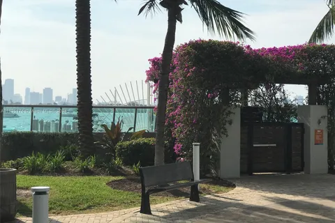 1500 Bay Rd # 522S, Miami Beach FL 33139
