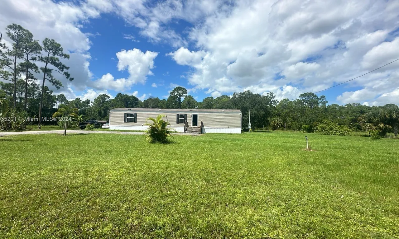 3850 Pioneer 10th St, Clewiston FL 33440