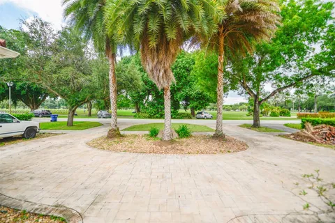 231 Deer Run, Miami Springs FL 33166