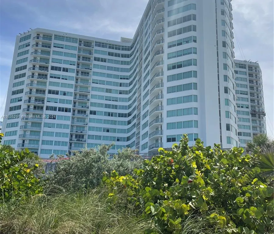 7135 Collins Ave # 912, Miami Beach FL 33141