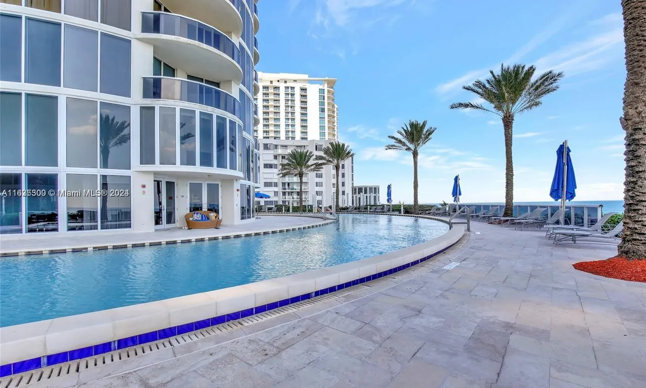 17201 Collins Ave # 1408, Sunny Isles Beach FL 33160